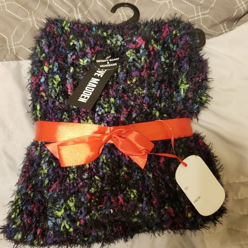 Steve Madden Scarf and headband set